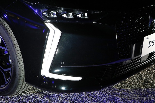 DS 4