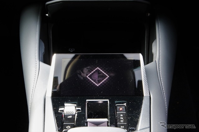 DS 4