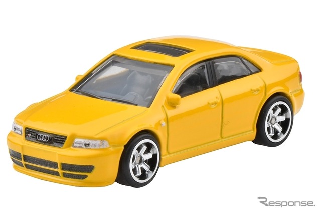 アウディ S4 クワトロ(5月発売予定)