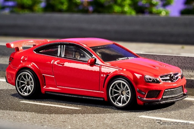 '12 メルセデス・ベンツ C63 AMG クーペ ブラックシリーズ(5月発売予定)