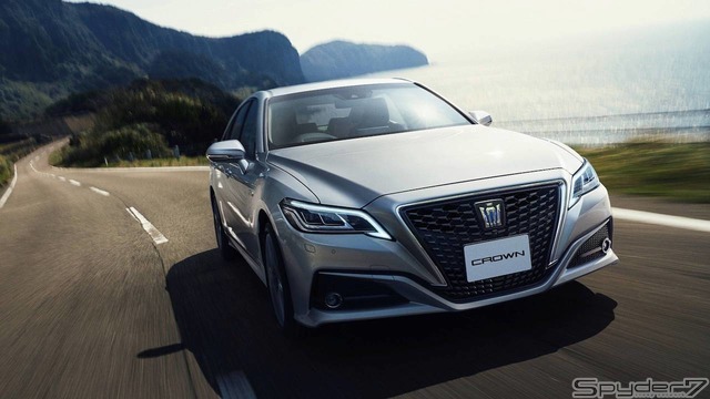 トヨタ クラン 現行型