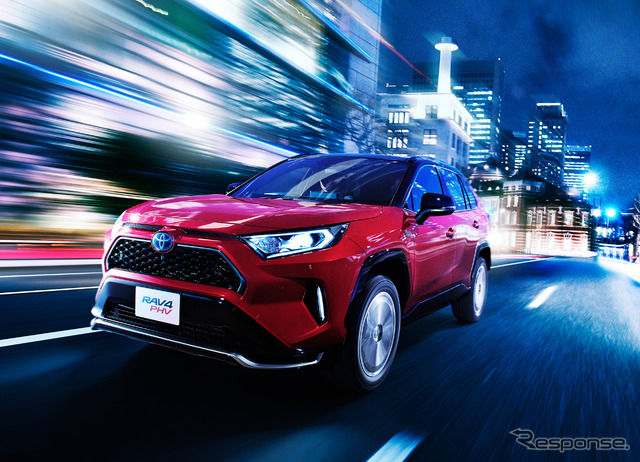トヨタRAV4 PHV
