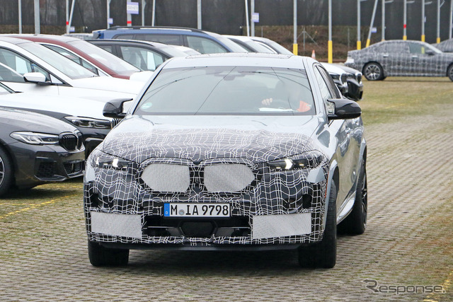 BMW X6M 改良新型プロトタイプ(スクープ写真)