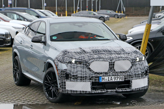 BMW X6M 改良新型プロトタイプ(スクープ写真)
