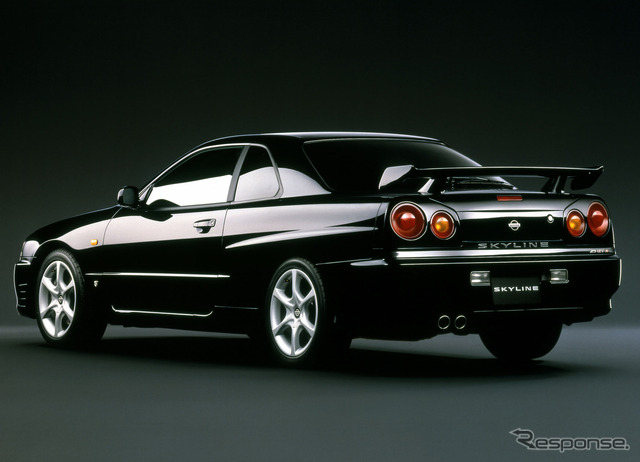 NISSAN スカイライン GT-X TURBO