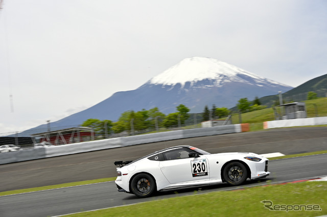 スーパー耐久公式テスト:日産Z