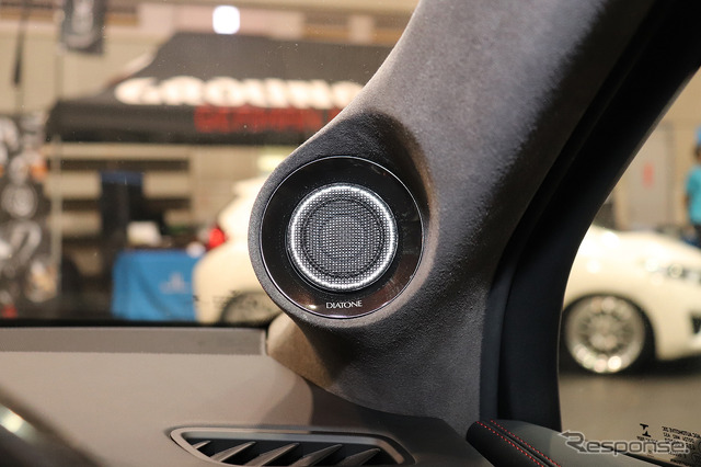 フロント2ウェイスピーカーを搭載したオーディオカーの一例(製作ショップ:アンティフォン<石川県>)。