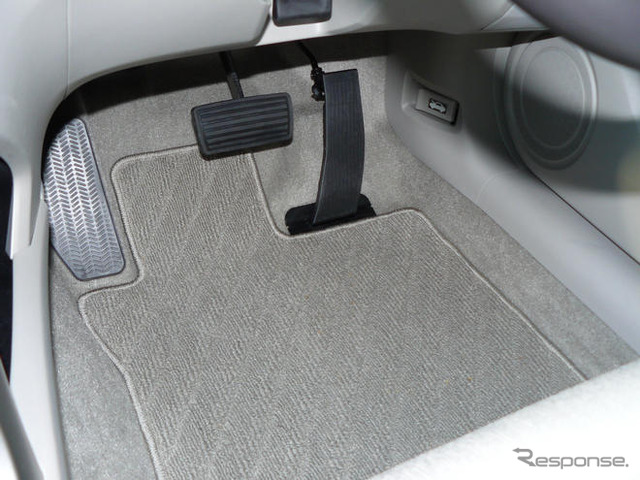 【ホンダ アコード 新型発表】180cm+・90kg+…運転席は狭そうだけどOK