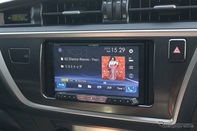 オーディオプレイヤーのひとつとして活用しているのがカロッツェリアのサイバーナビXシリーズ。車載機ならではの使い勝手も魅力。
