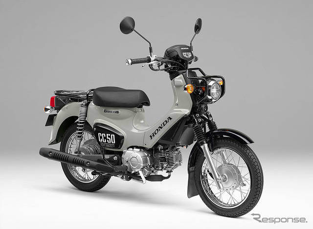 ホンダ クロスカブ50(パールディープマッドグレー)