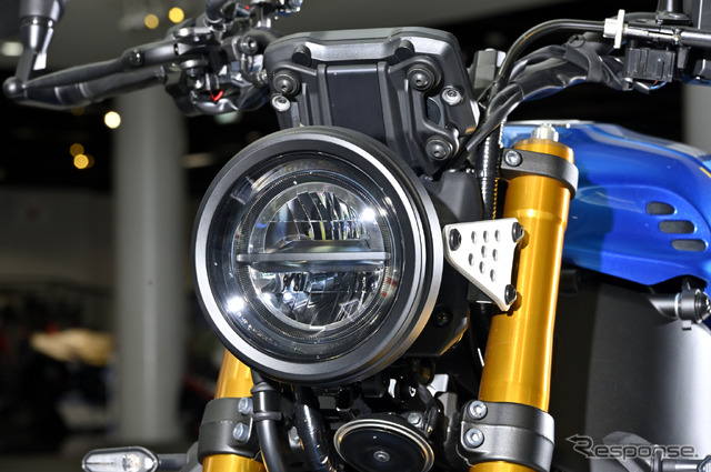 ヤマハ XSR900(海外仕様)