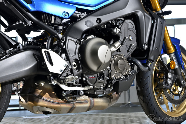 ヤマハ XSR900(海外仕様)