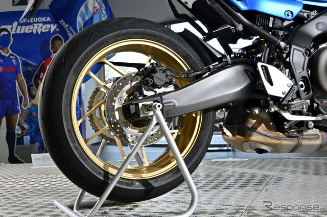 ヤマハ XSR900(海外仕様)