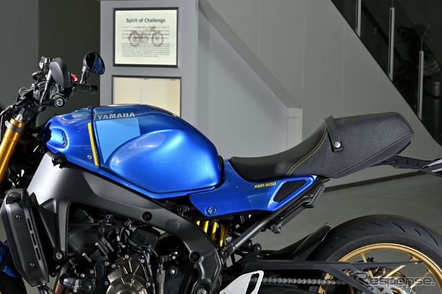 ヤマハ XSR900(海外仕様)