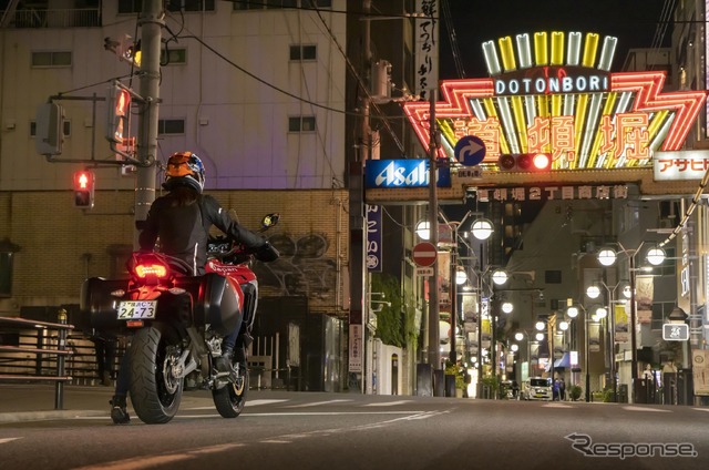 道頓堀2丁目商店街への入り口