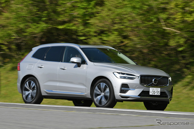 ボルボ XC60 T6 AWD インスクリプション