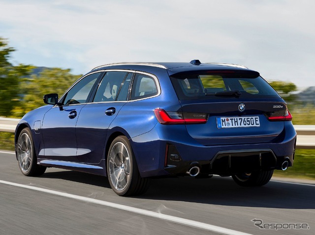 BMW 3シリーズ・ツーリング 改良新型のPHV「330e」