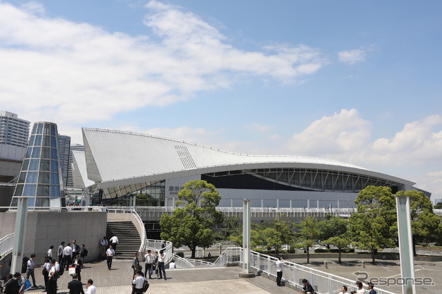 人とくるまのテクノロジー2022会場のパシフィコ横浜
