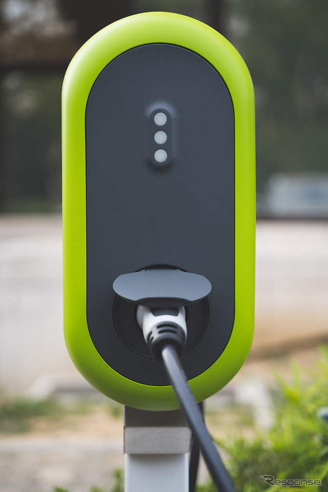 充電ステーション