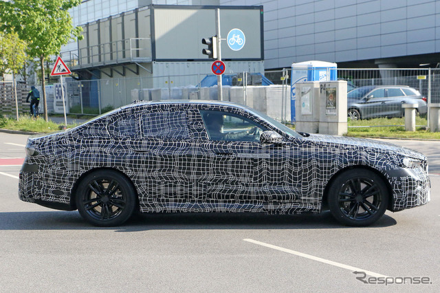 BMW i5 プロトタイプ（スクープ写真）