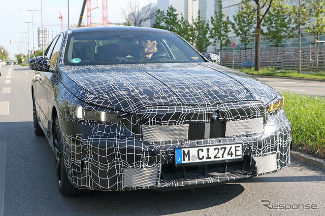 BMW i5 プロトタイプ(スクープ写真)