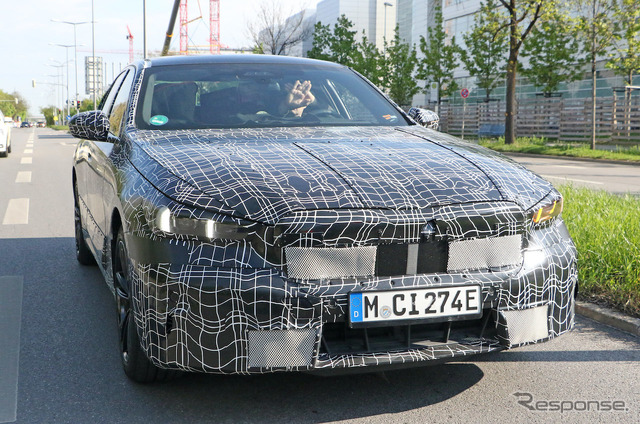 BMW i5 プロトタイプ（スクープ写真）