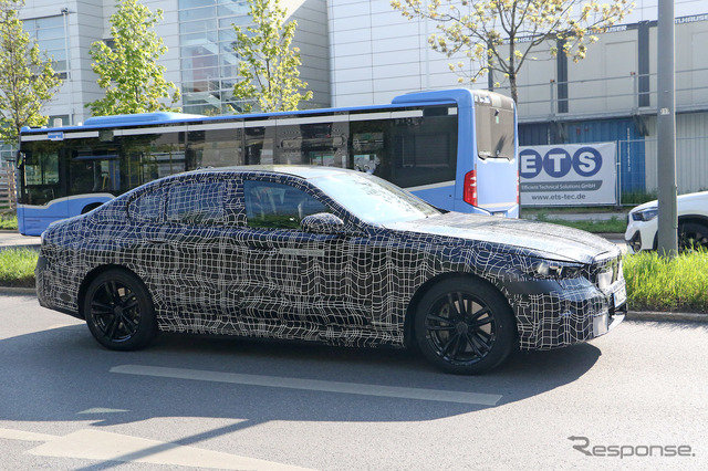 BMW i5 プロトタイプ（スクープ写真）