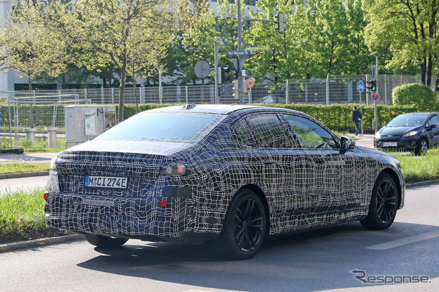 BMW i5 プロトタイプ(スクープ写真)