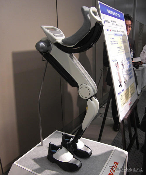 ホンダ歩行アシスト 体重支持型…体が5%軽くなる?