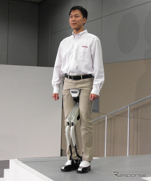 ホンダ歩行アシスト 体重支持型…体が5%軽くなる?