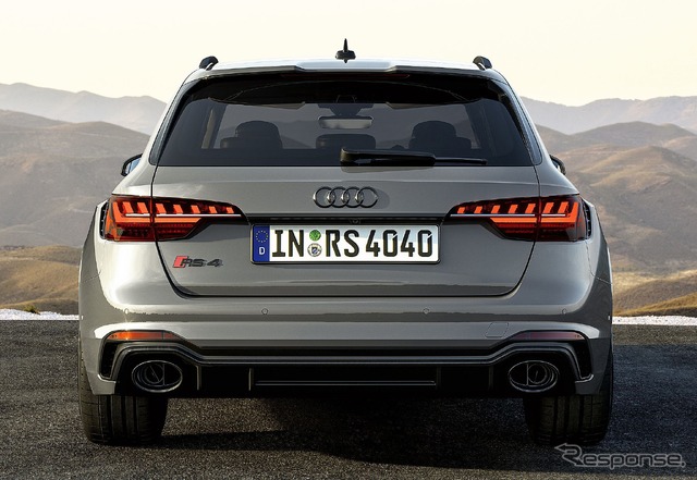 アウディ RS4 アバント の「コンペティション・プラス・パッケージ」