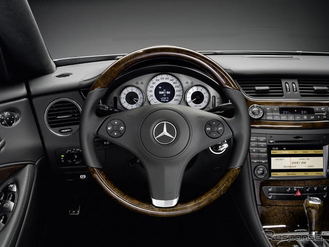 メルセデスベンツ CLS に豪華な特別仕様車