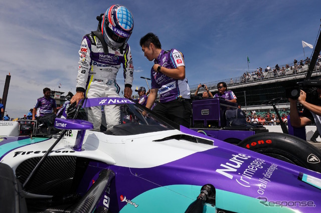 #51 佐藤琢磨は決勝25位(第106回インディ500)。