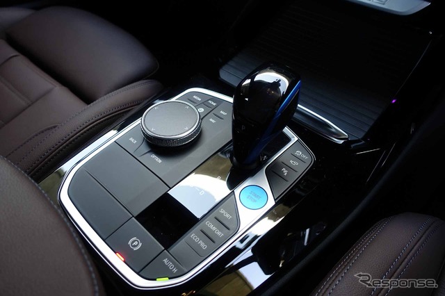 BMW iX3 Mスポーツ