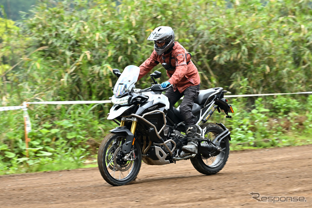 トライアンフ タイガー1200 Rallyエクスプローラー