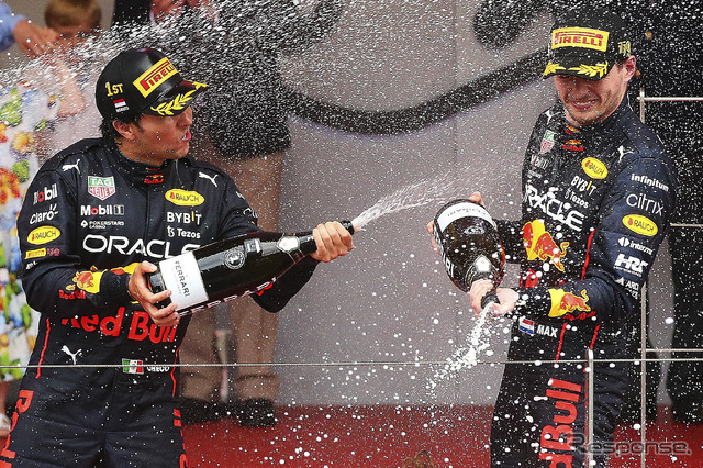 今季のモナコGPでレッドブルは1-3フィニッシュを達成(左=優勝ペレス、右=3位フェルスタッペン)。