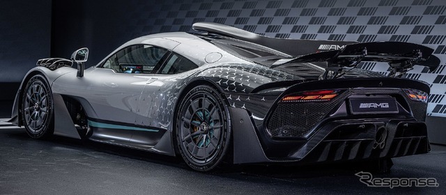 メルセデスAMG ワン