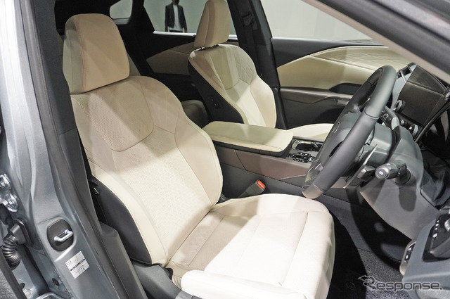 レクサス RX 新型(RX450h+)