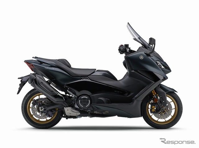 ヤマハ TMAX560 TECH MAX ABS(マットダークグリーン)