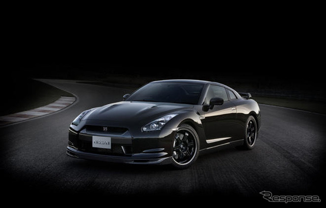 【日産 GT-R スペックV】レーシングライクな走りを求める人に