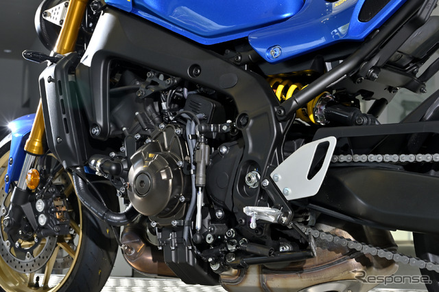 ヤマハ XSR900(海外仕様)