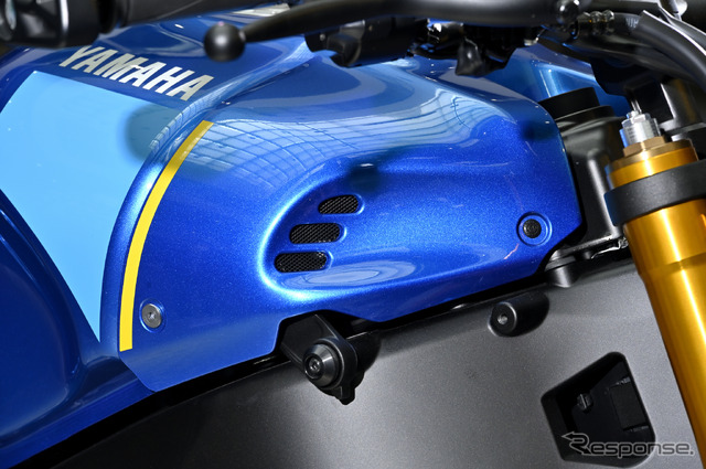 ヤマハ XSR900(海外仕様)