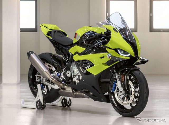 BMW M 1000 RR の「50イヤーズM」