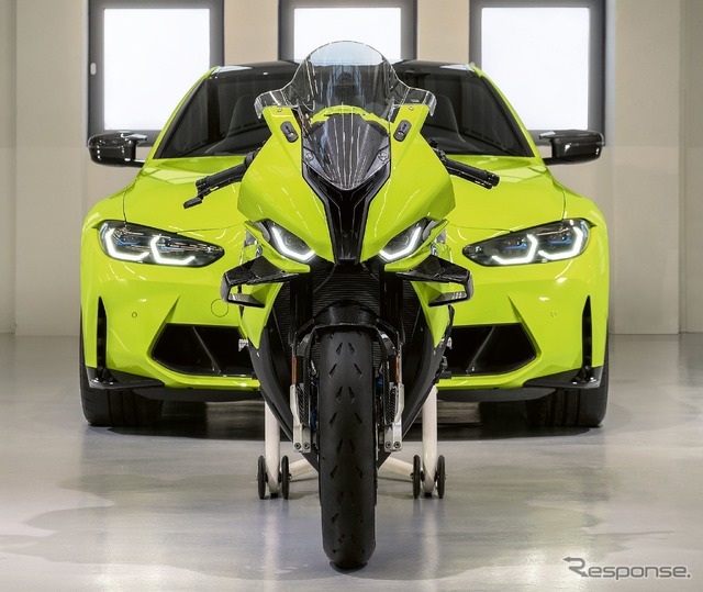 BMW M 1000 RR の「50イヤーズM」