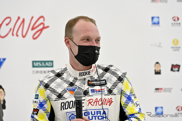 ラトバラ選手兼代表