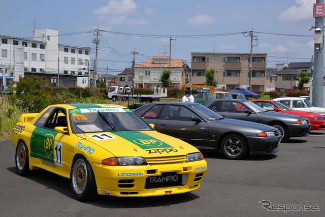 イオンモールむさし村山「プリンスの丘 自動車ショウ」