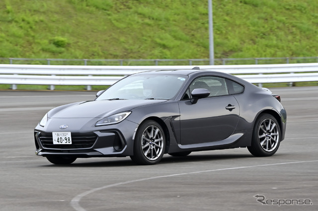 カーボンニュートラル燃料比較試乗会:スバルBRZ