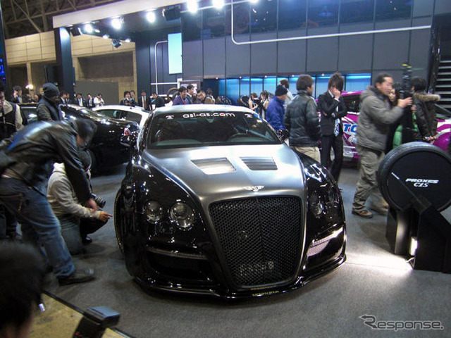 【東京オートサロン09】写真蔵…開幕