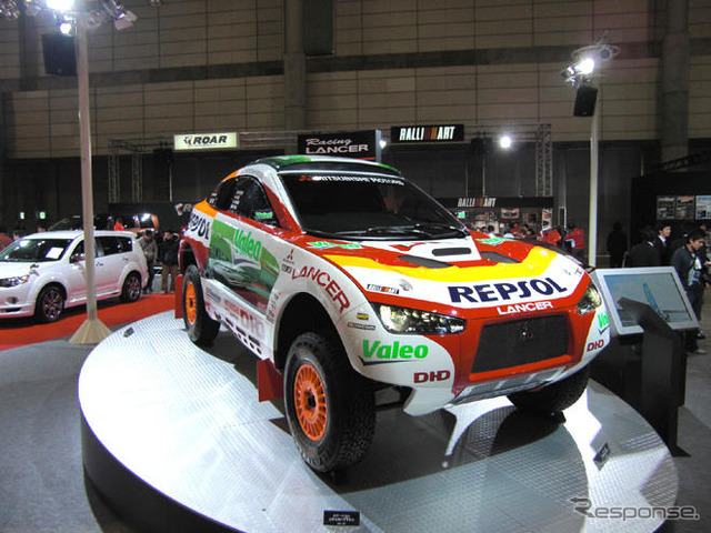 【東京オートサロン09】写真蔵…開幕「こんな時期だからこそ」
