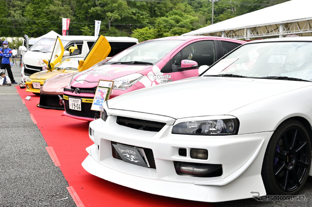GIRLS CAR COLLECTIONコンテストの様子